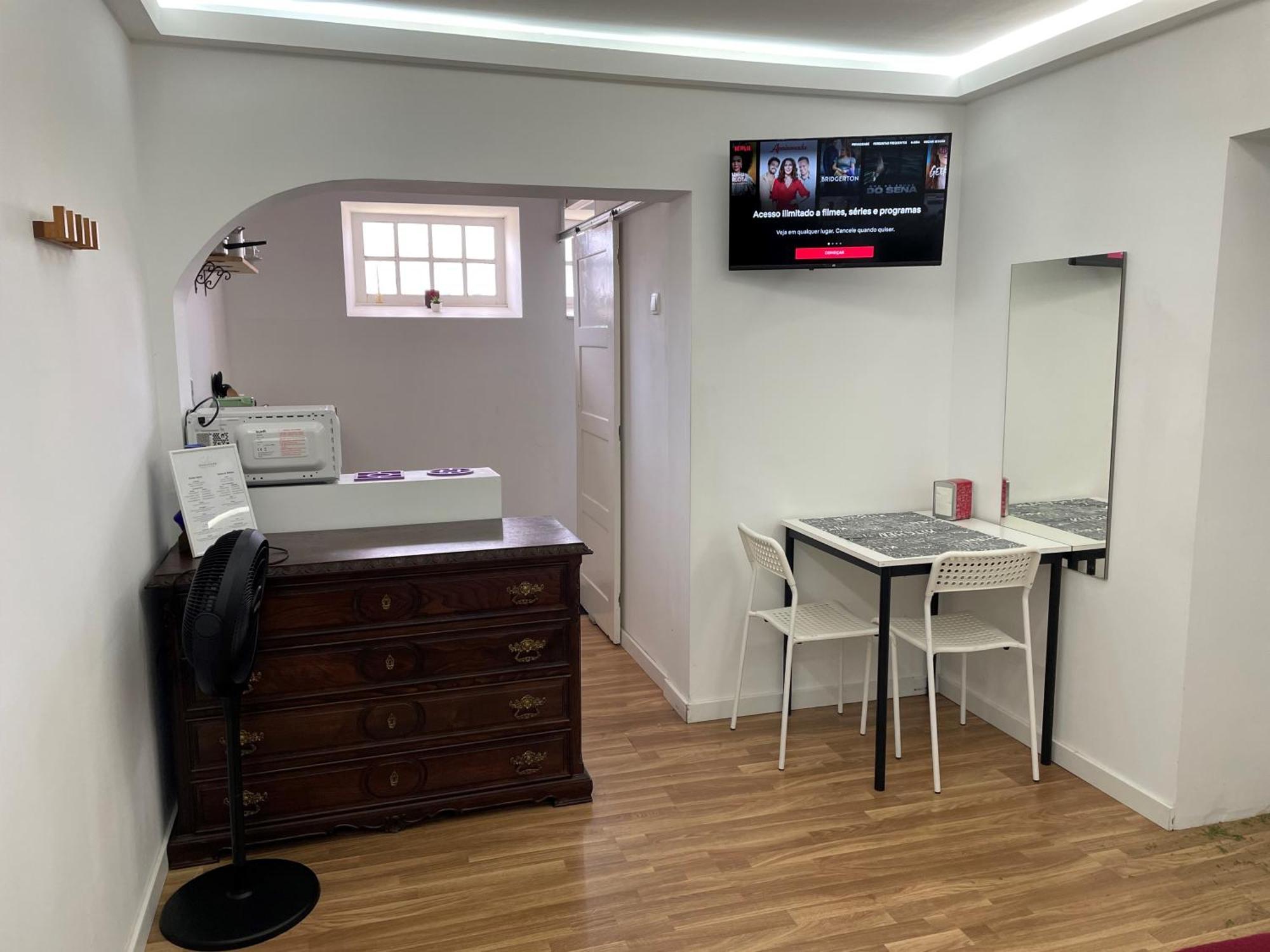 Imaculada Home Royal - Cobramos Estacionamento - Precisa Reservar Брага Экстерьер фото